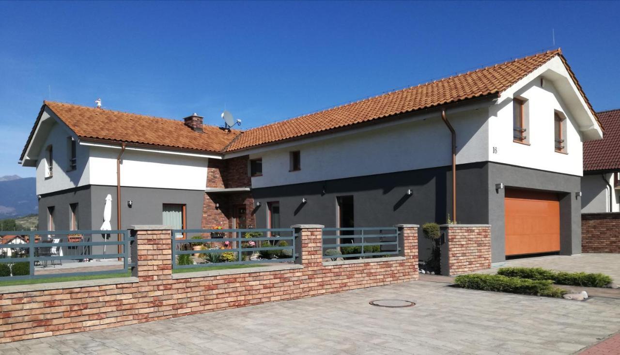 Pension Lunatyk Липтовски-Микулаш Экстерьер фото